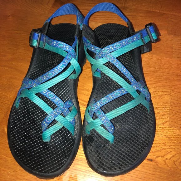 Women's Chacos Size 7 - Picture 1 of 1